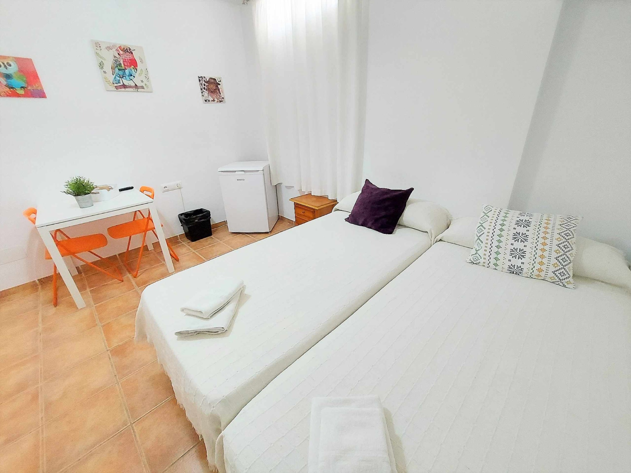 Habitación privada en Nerja con baño y terraza B1